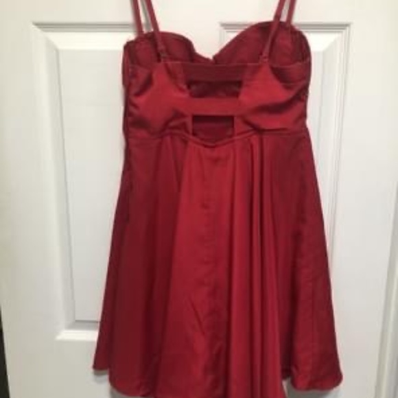 Guess by marciano - Picture 2 of 4